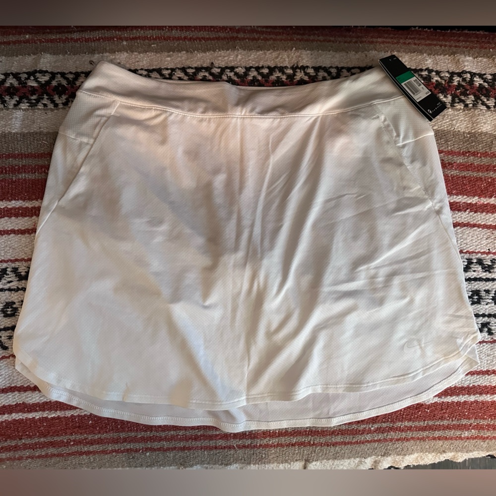 Nike tennis skort